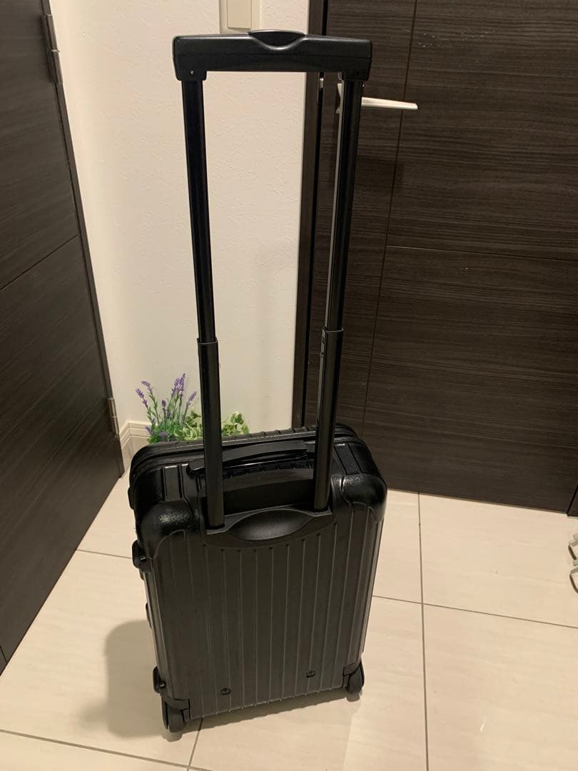RIMOWAリモワ★サルサキャビントローリー 機内持込みOK★2輪キャリーケース