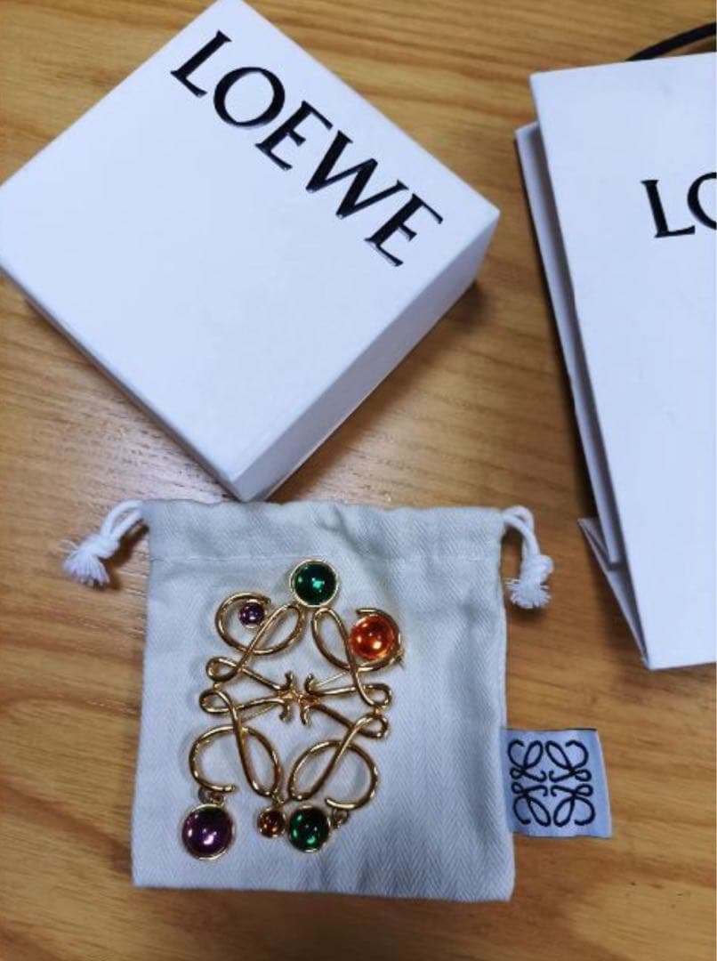 【美品】パーフェクト LOEWE ブローチ