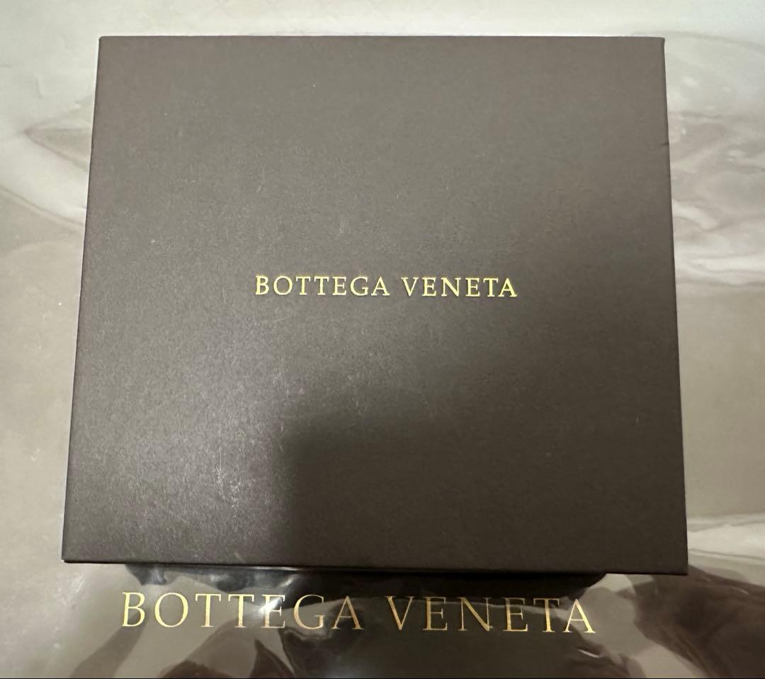 【付属品付】ボッテガヴェネタ イントレチャートケース/ラム/黒1️⃣✨✨