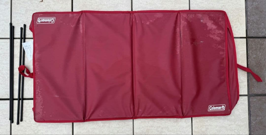 Coleman 赤 キャリーカートテーブルセット