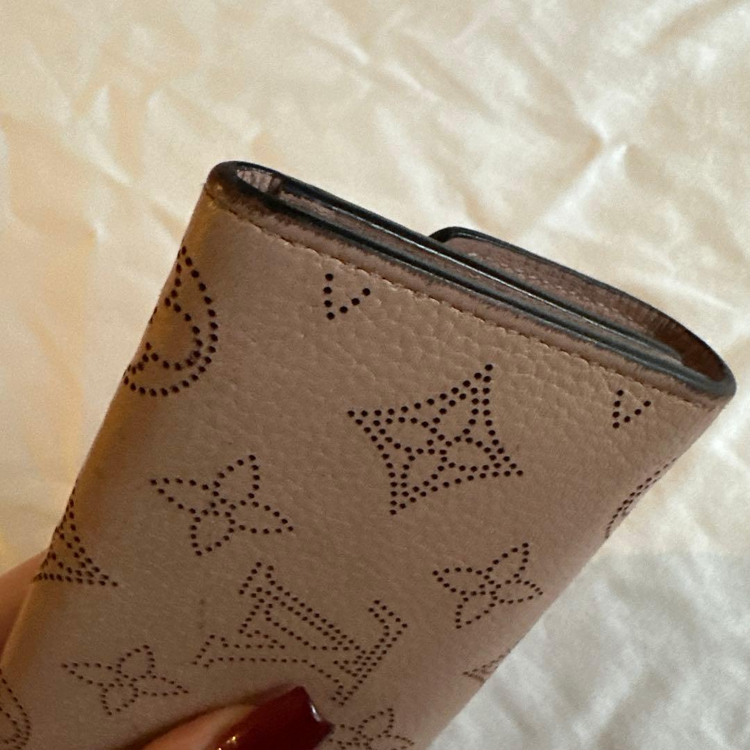 ルイヴィトン 2つ折り財布 ピンク