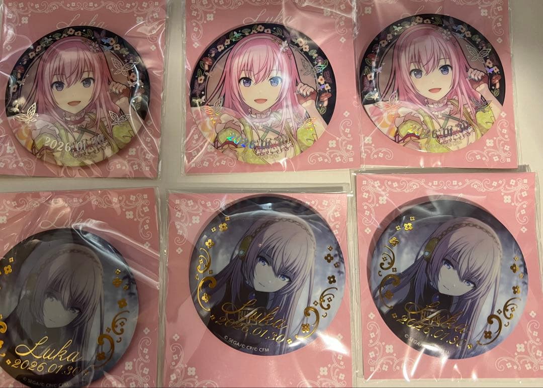 はぴこれくじ巡音ルカバースデー缶バッジ•アクスタまとめ売り