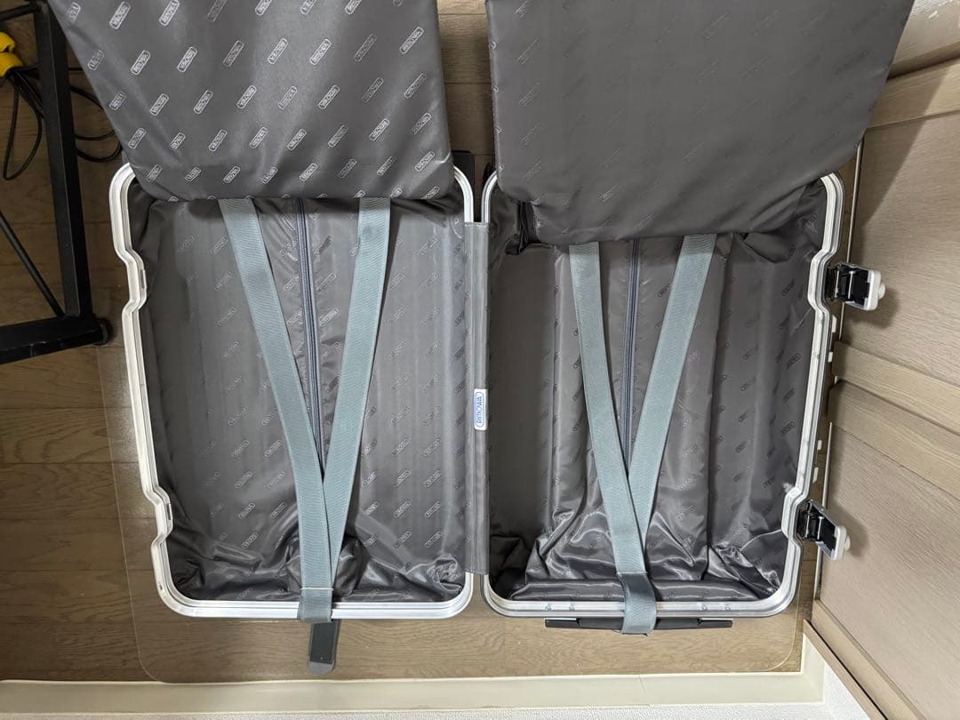 kumagoroさま専用リモワ リンボ ブルー 32L 2輪 機内持込