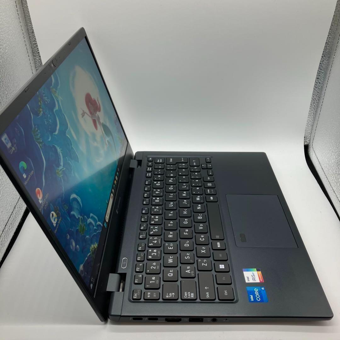 美品 Dynabook 新品バッテリー 11世代 i5 16GB 256GB