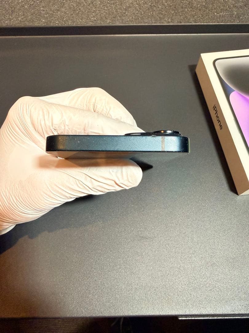 Apple iPhone 14 ミッドナイト本体