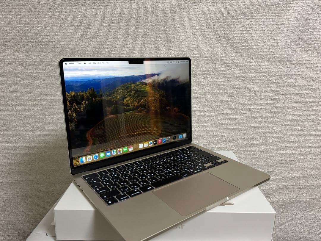 MacBook Air M2 13inch 8GB/512GBバッテリー100%