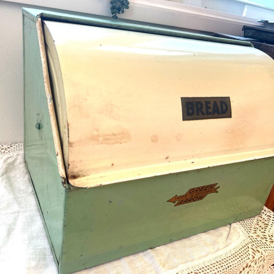 イギリスアンティーク　ブレッドケース