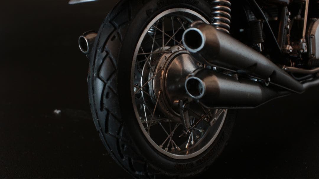 アオシマ 1/12 KAWASAKI Z2 750 RS 完成品