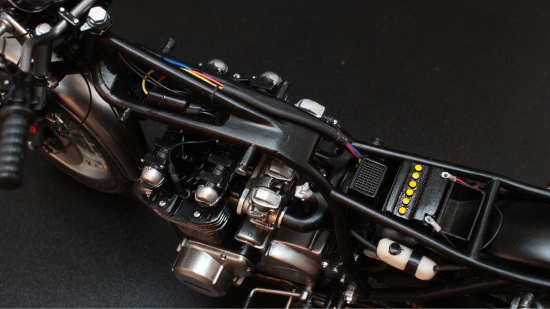 アオシマ 1/12 KAWASAKI Z2 750 RS 完成品