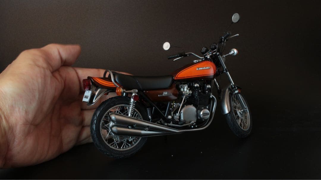 アオシマ 1/12 KAWASAKI Z2 750 RS 完成品