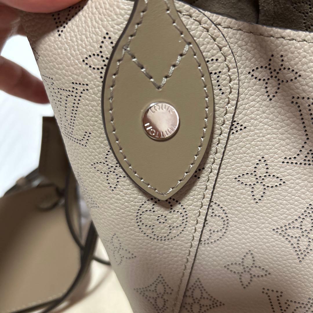 Louis Vuitton ショルダーバッグ マヒナ　ヒナPM ガレ　未使用品