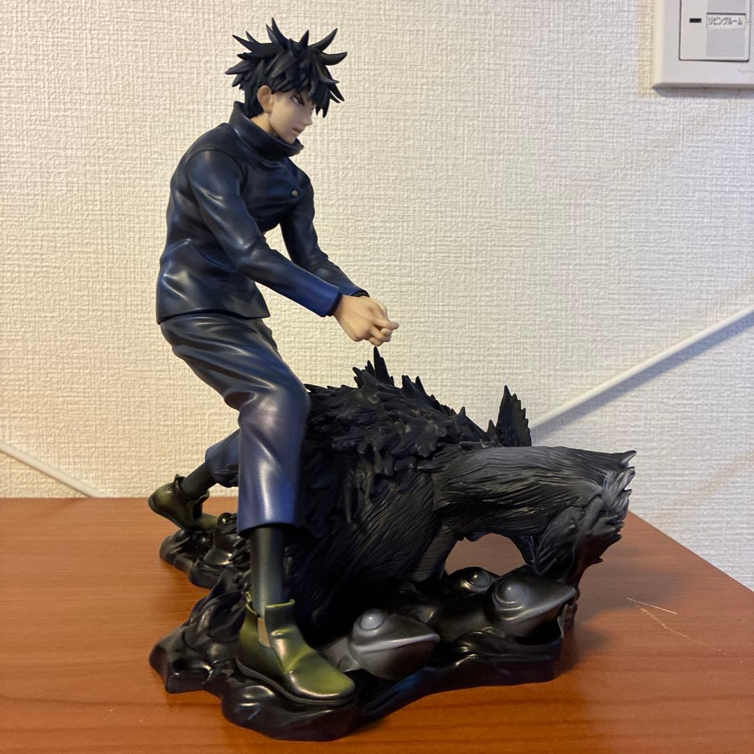 呪術廻戦　伏黒恵　フィギュア