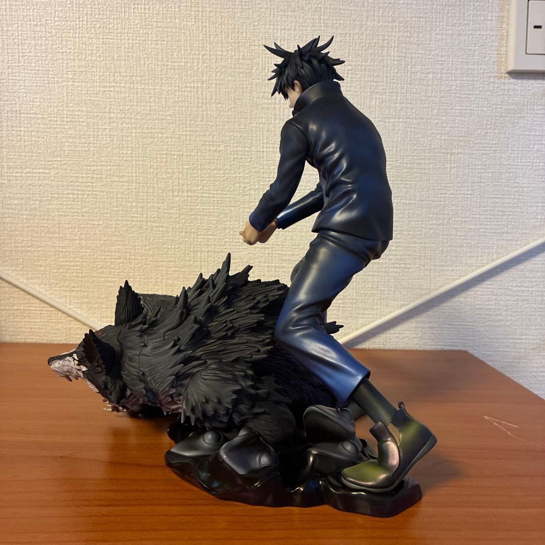 呪術廻戦　伏黒恵　フィギュア