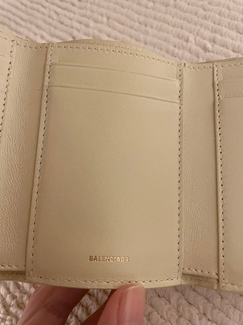 BALENCIAGA ミニウォレット　ライトイエロー