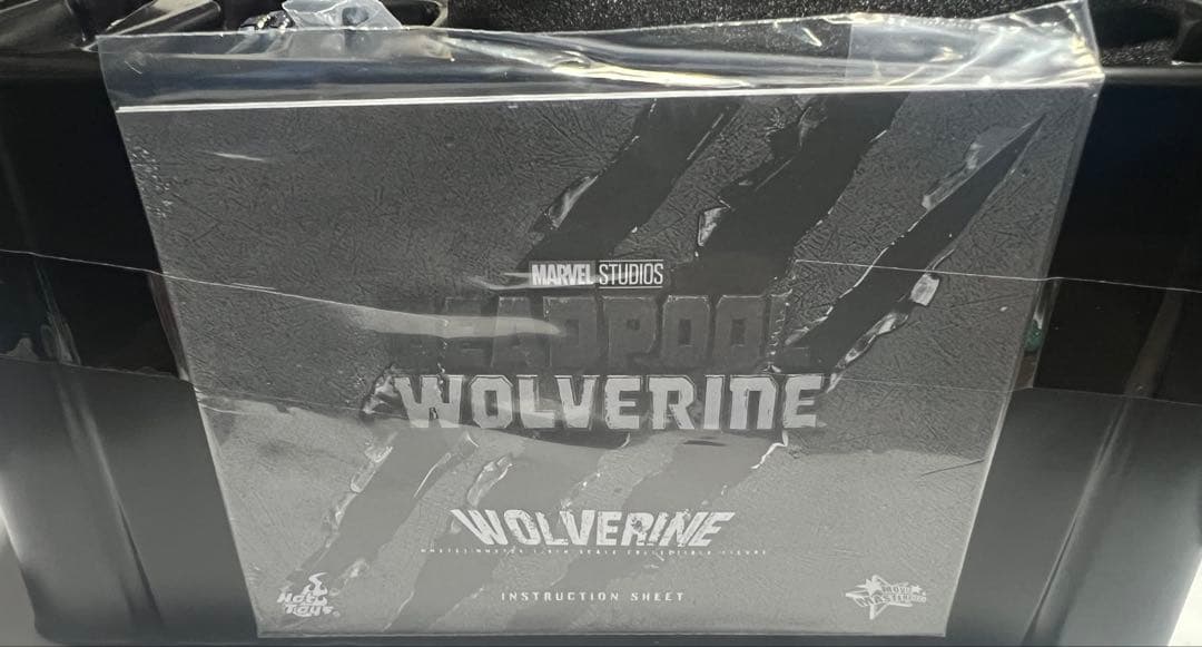 ホットトイズ　ウルヴァリン［ボーナスアクセサリー付き］