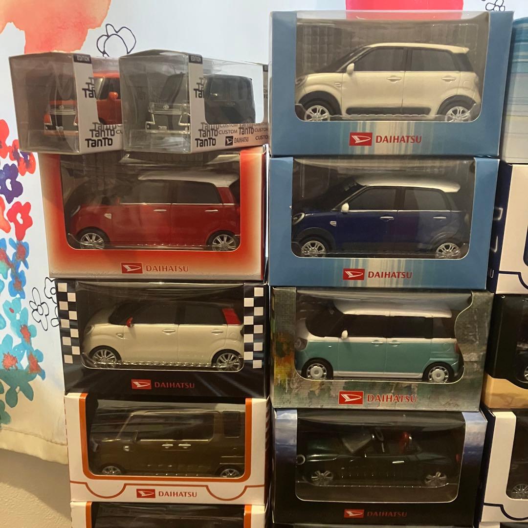 ゆ*う様 【まとめ売りオークション！】ダイハツ　プルバックカー 29台　ミニ四駆