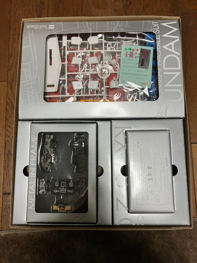 非売品【携帯付】945SHG ver GP30th RX-78-2 GUNDAM