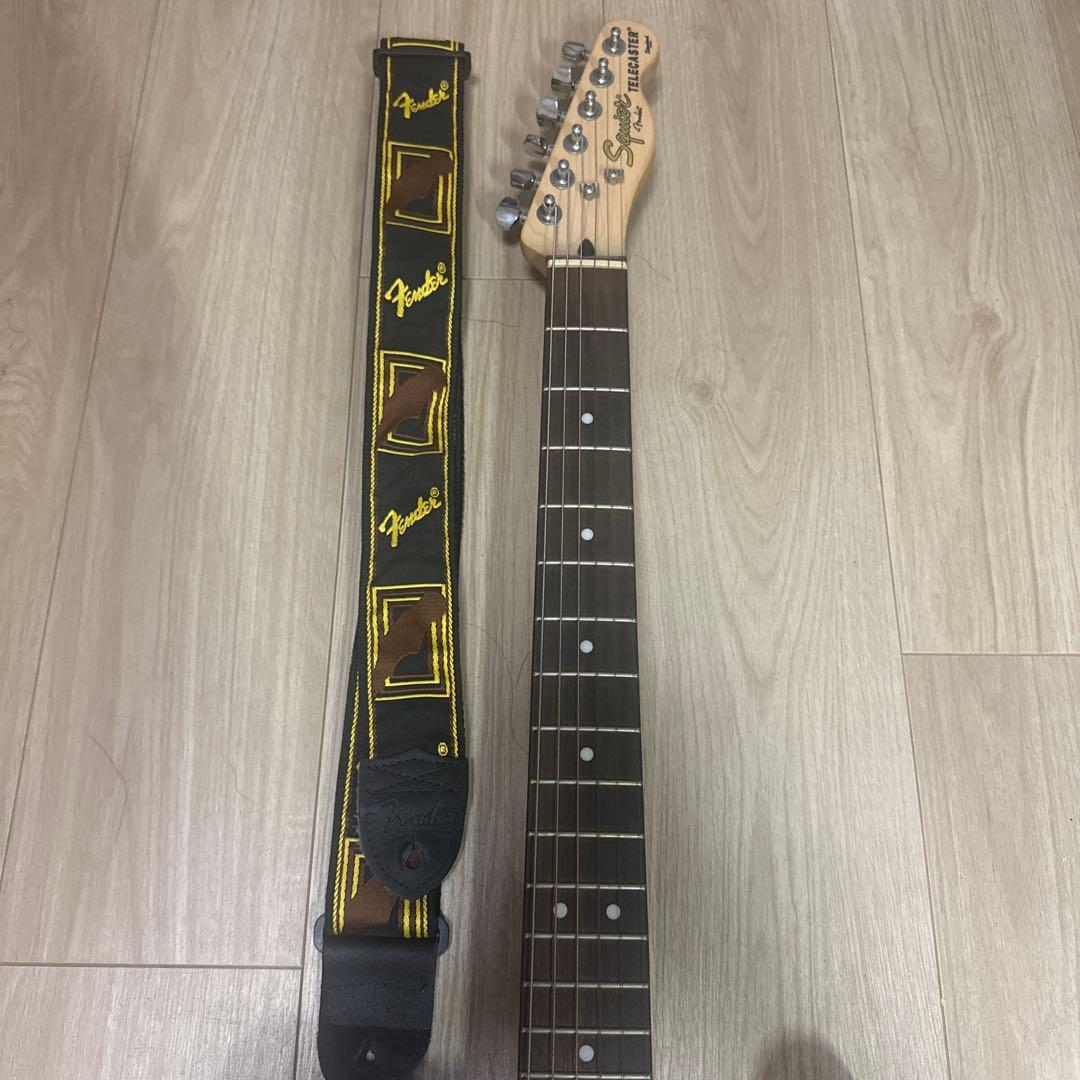 Squierテレキャスター ギター ギターストラップ、スタンド、ケース付き