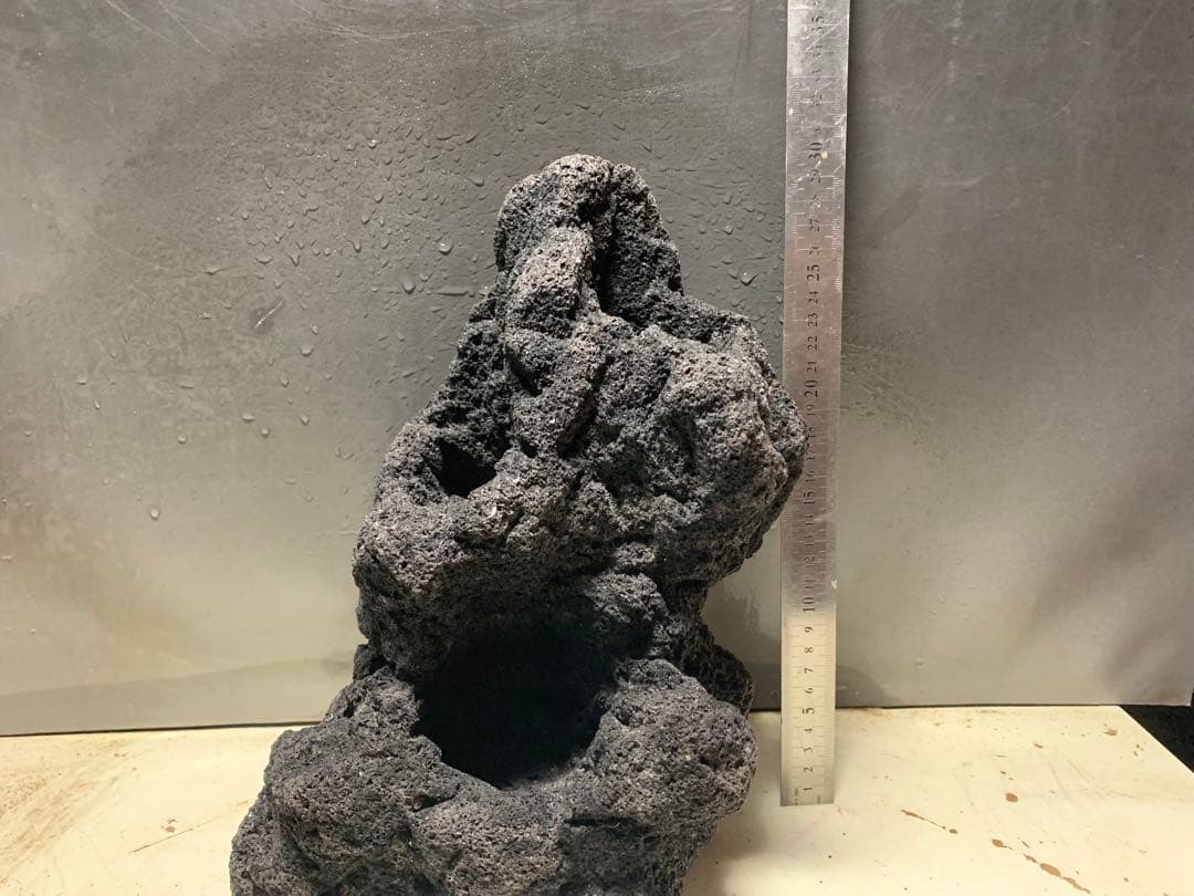 2[絶版]ADA雲山石3.5キロ★穴3個　水槽　レイアウト　アクアリウム　60