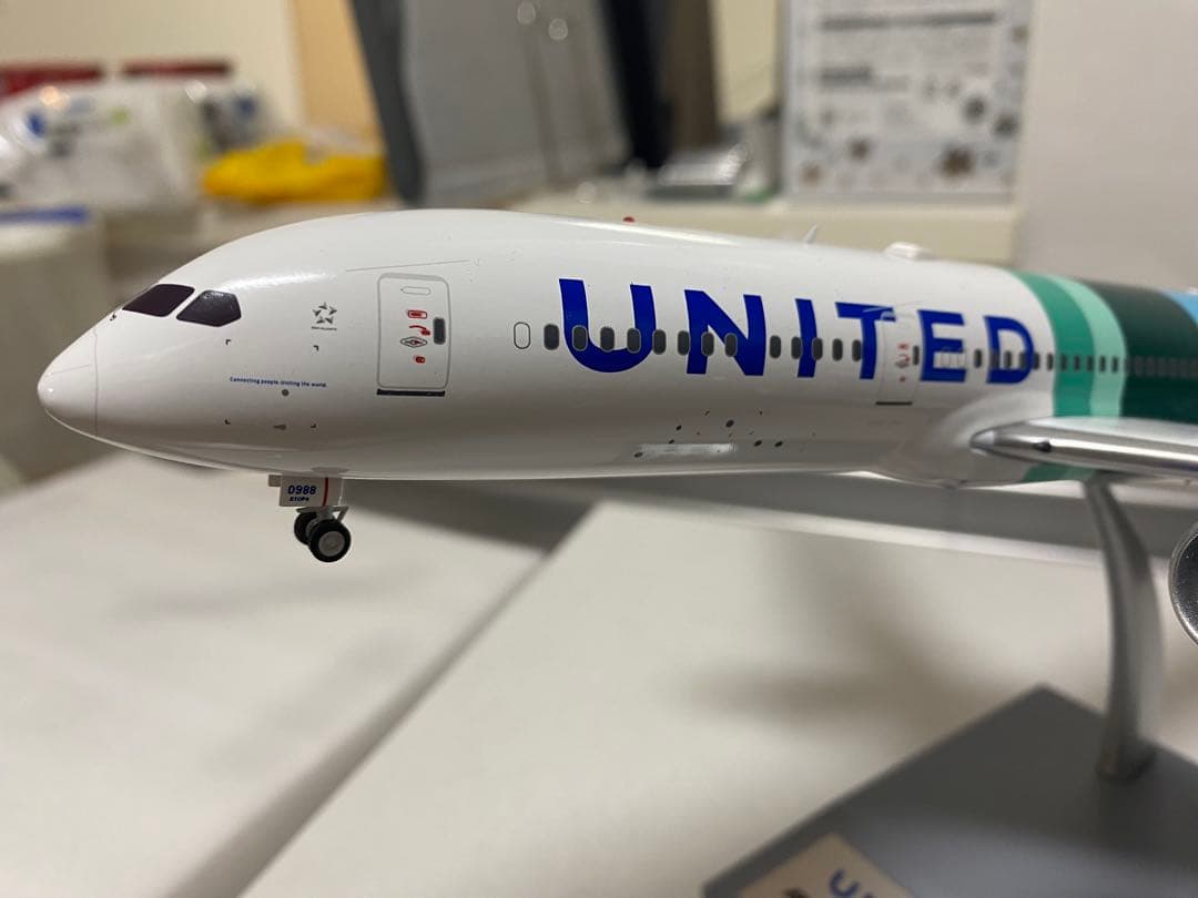 航空機・ヘリコプター Boeing 787-9 United 1/200