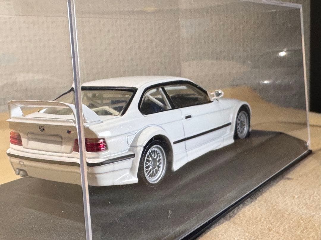 BMW M3 GTR 1/43 スケール 白