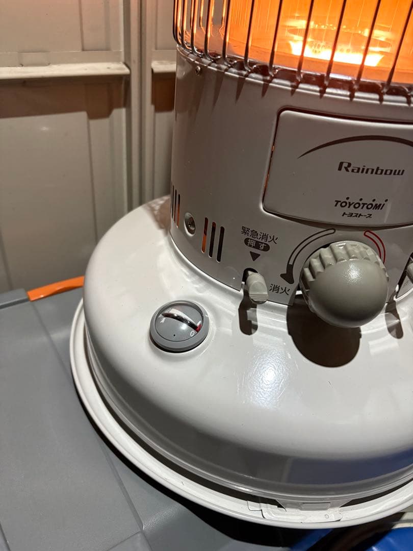 トヨトミ　対流型　レインボーストーブ RB-25F リサイクル段ボール発送