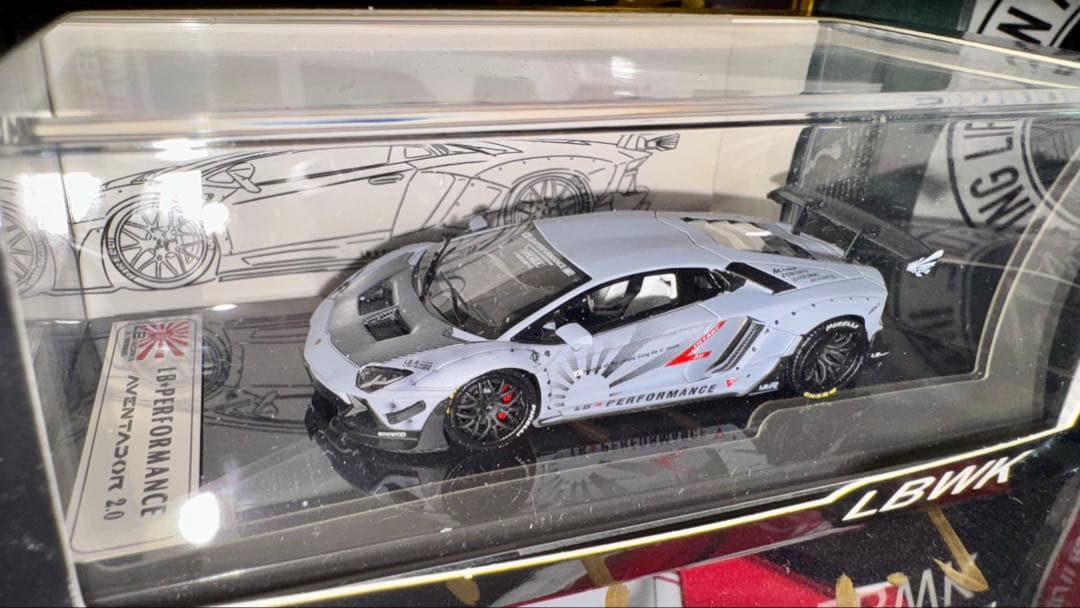 リバティウォークLamborghini Aventador ミニカー