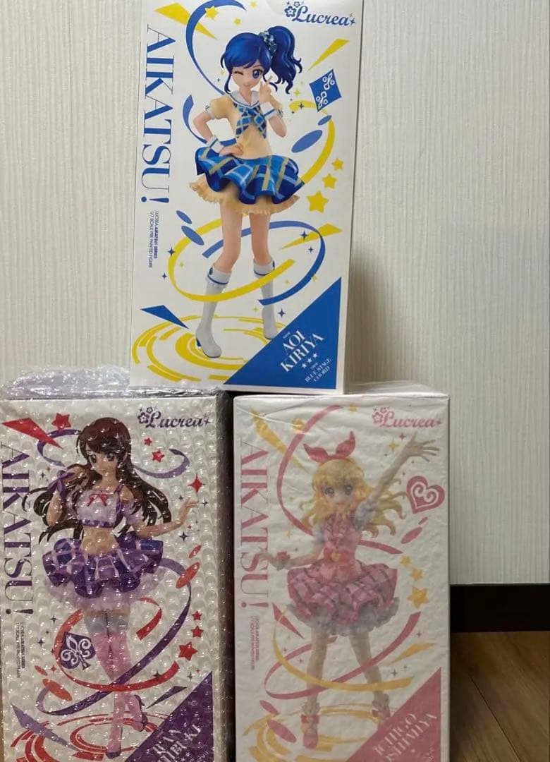 アイカツ　フィギュア　Lucrea 星宮いちご　霧矢あおい　紫吹蘭　Soleil