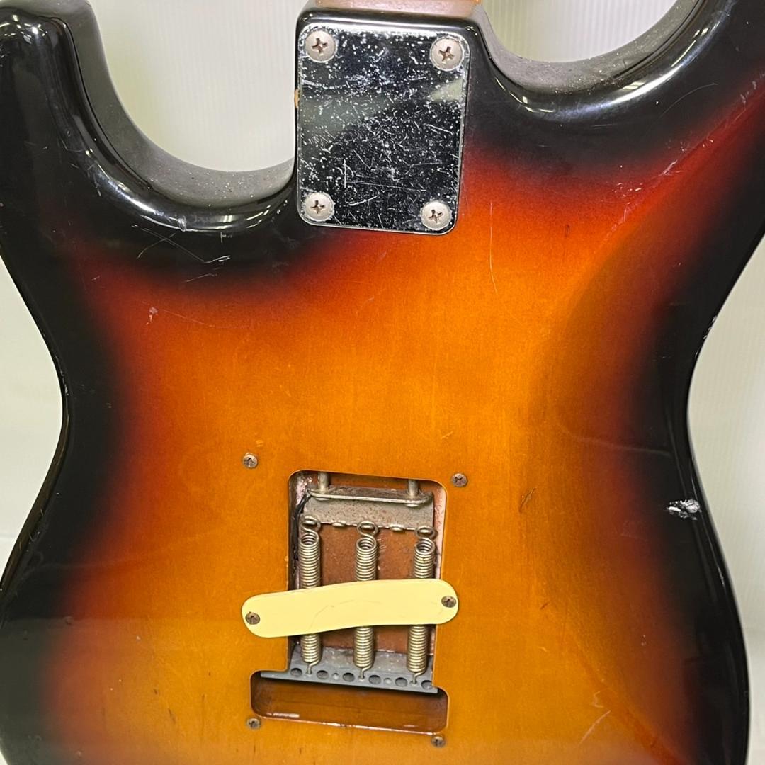 ふ*ち様 【中古】fender フェンダー エレキギター 弦なし ストラトキャス