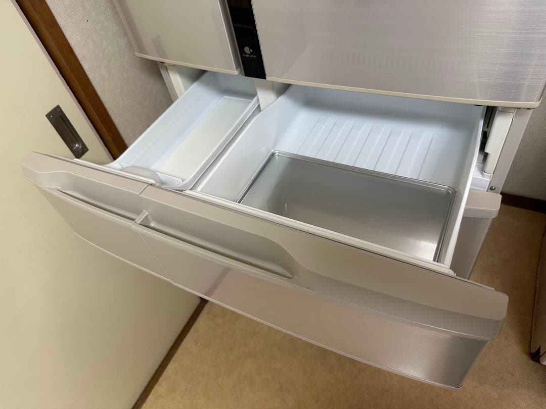 【送料込み】大型冷蔵庫　Panasonic NR-FVM470S-N