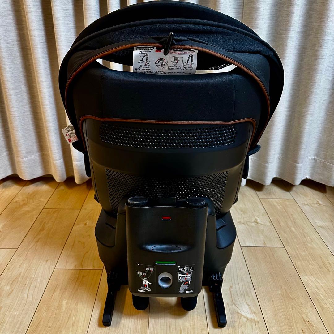 AILEBEBE KURUTTO R エールべべ　クルットR チャイルドシート