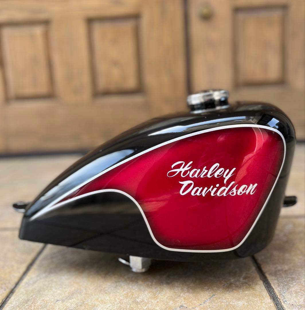 スポーツスター　タンク　チョッパー　ショベル　パン　ナックル　ピンスト