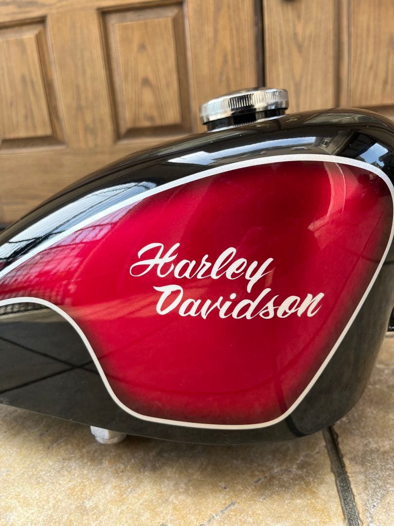 スポーツスター　タンク　チョッパー　ショベル　パン　ナックル　ピンスト