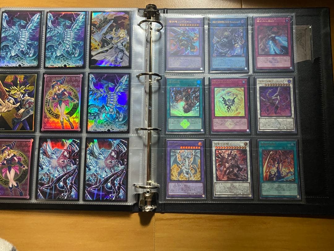 遊戯王　白の物語コンプリートファイル　全２０２枚　　　二重スリーブファイリング済