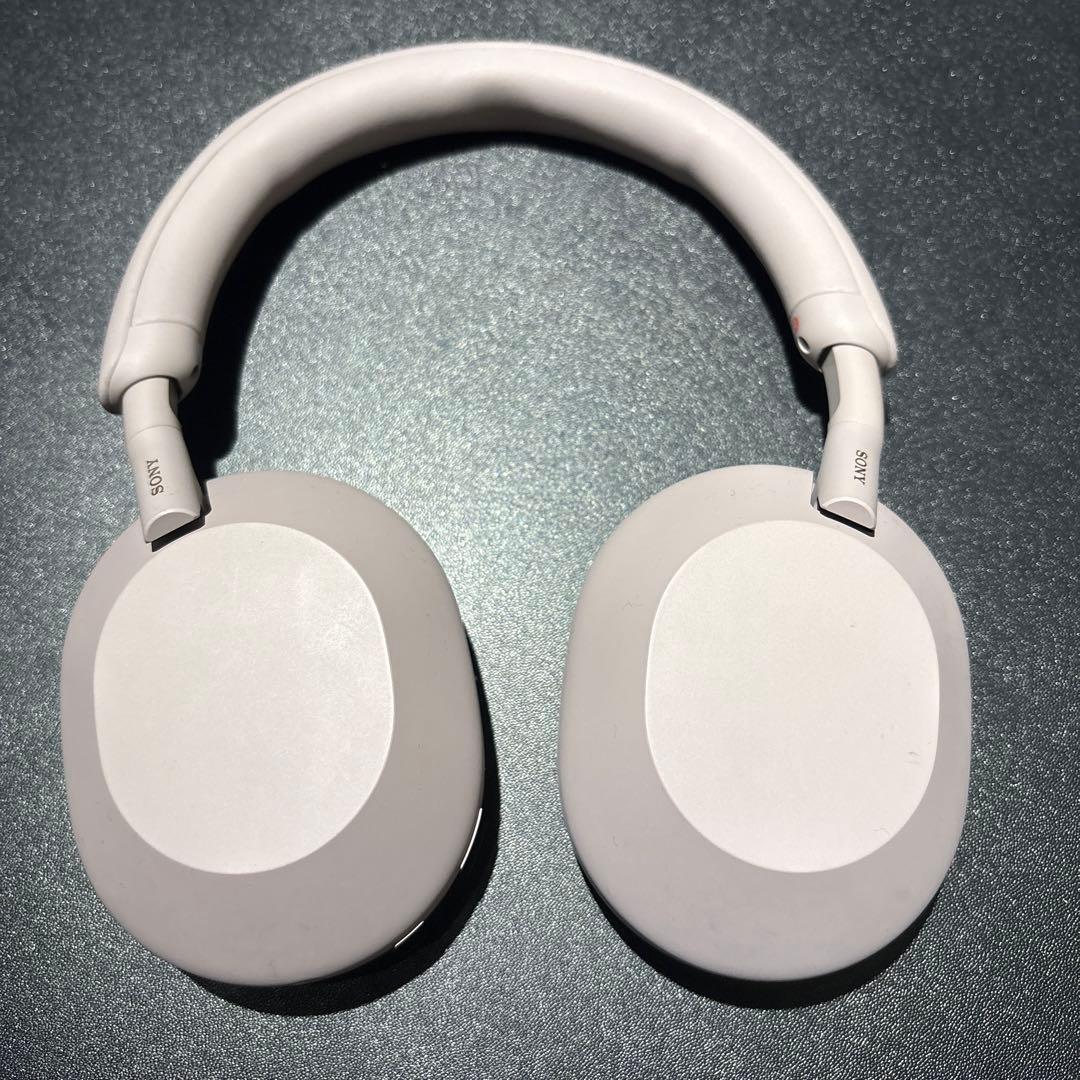 SONY　WH-1000XM5 　　　　　　　　　　　　スモーキーピンク