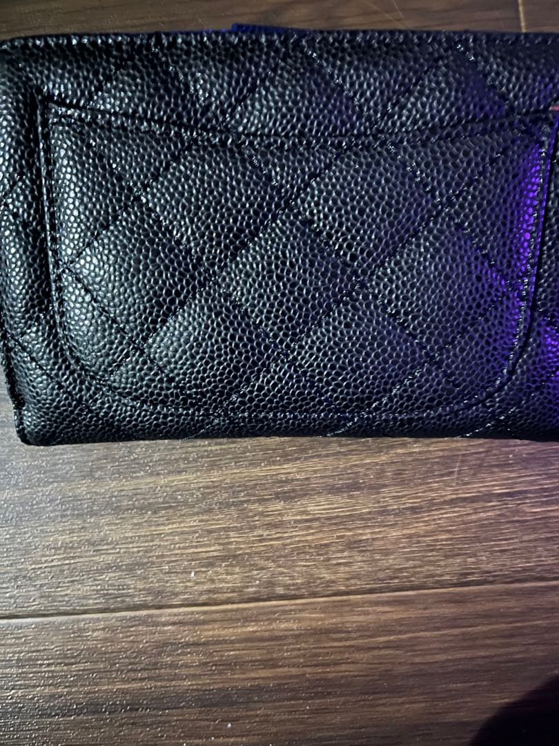 CHANEL ブラックレザー 二つ折り財布ノベルティ