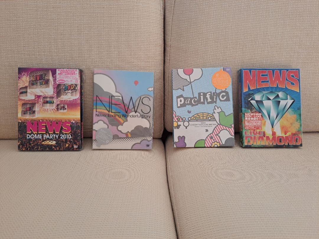 【中古・美品・激レア】アイドル NEWS ライブ DVD初回限定盤 セット