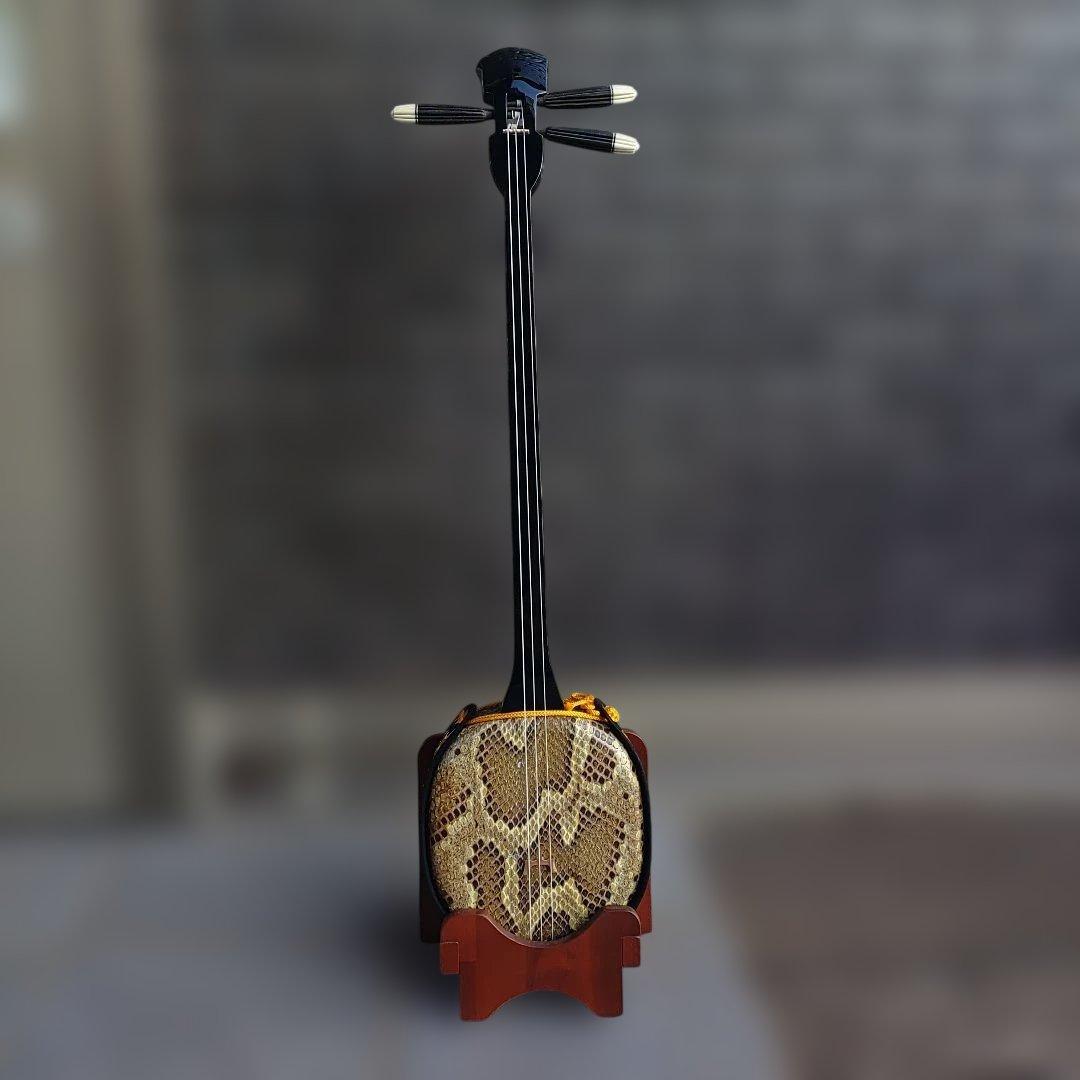 黒木三線　530g 貴重な黒木　沖縄三線　三線　黒檀三線