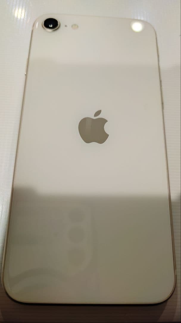 Apple iPhone SE3 128gb おまけ付き　値下げ