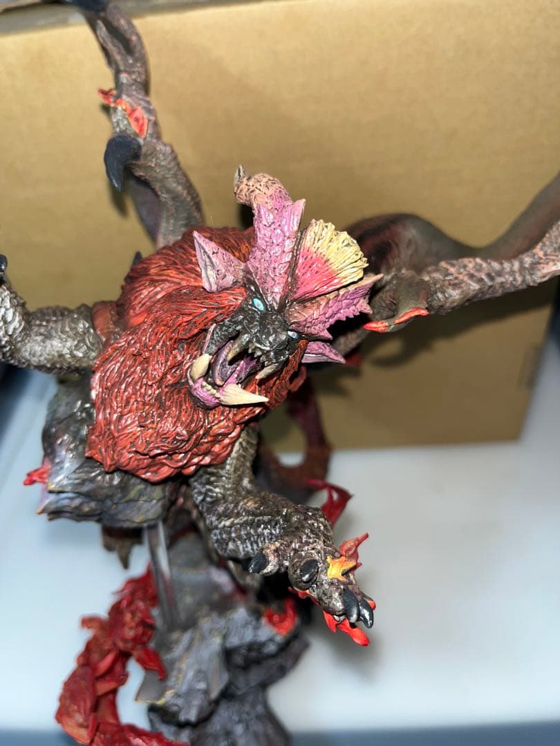 炎王龍テオ・テスカトル クリエイターズ モンハン モンスターハンター フィギュア