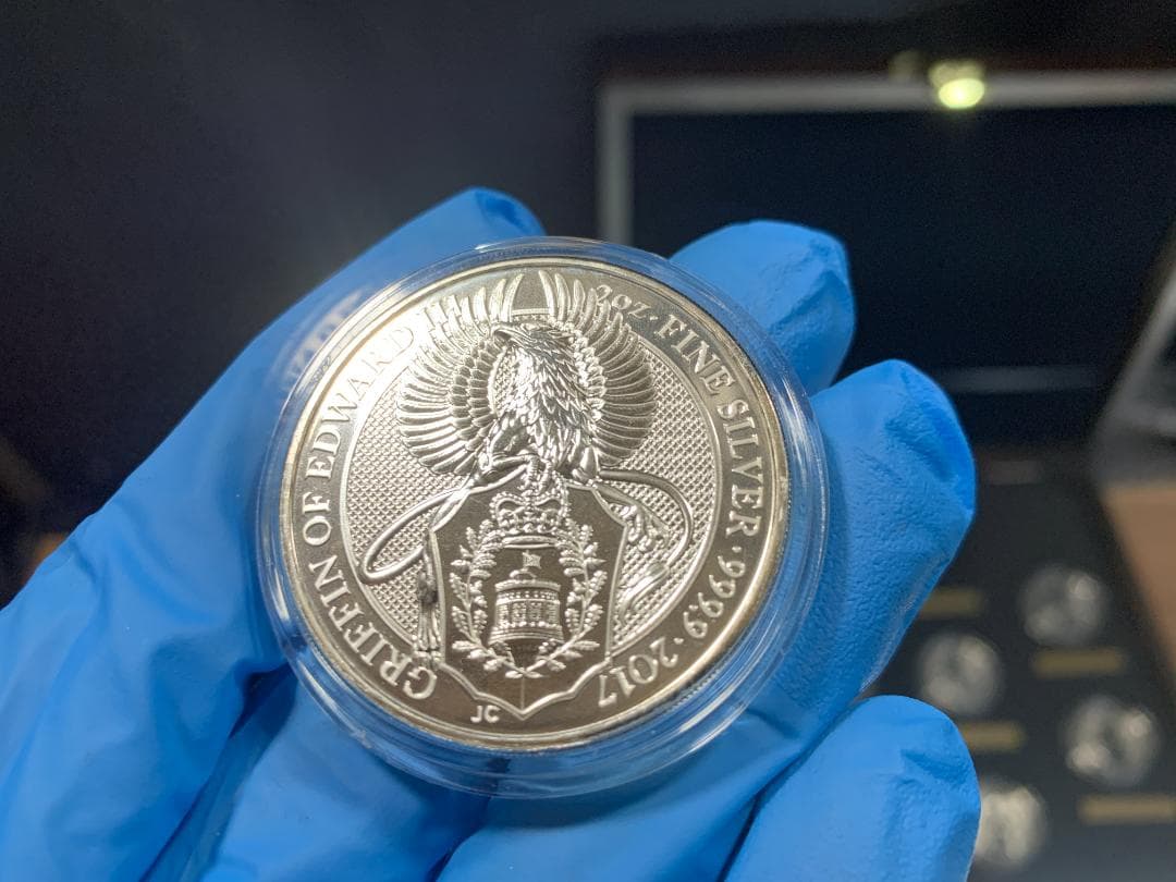 2 オンス銀貨 10枚 クイーンズビースト　コンプリート　専用箱付き