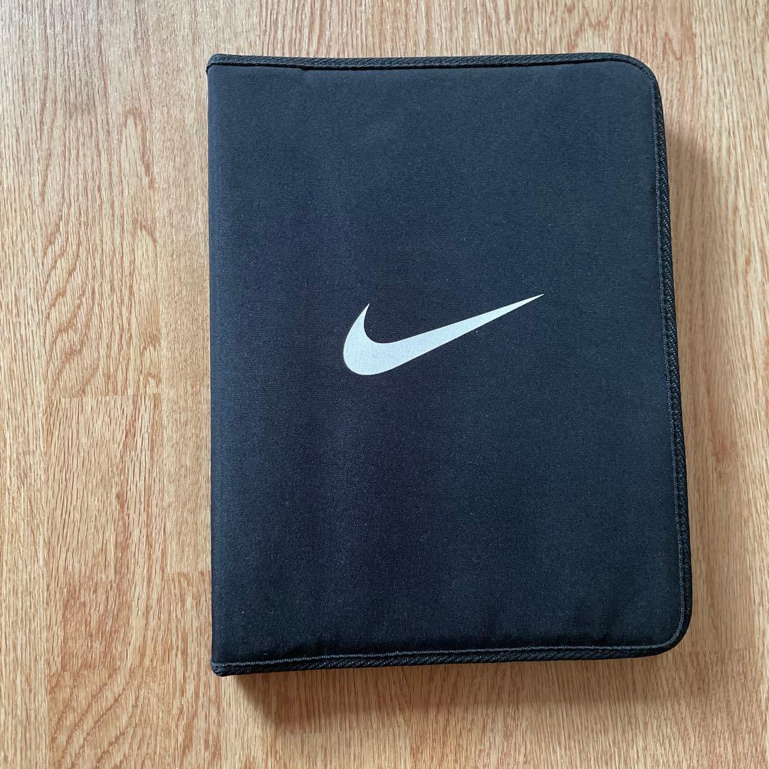 ナイキNIKEサッカー用作戦盤 バインダー