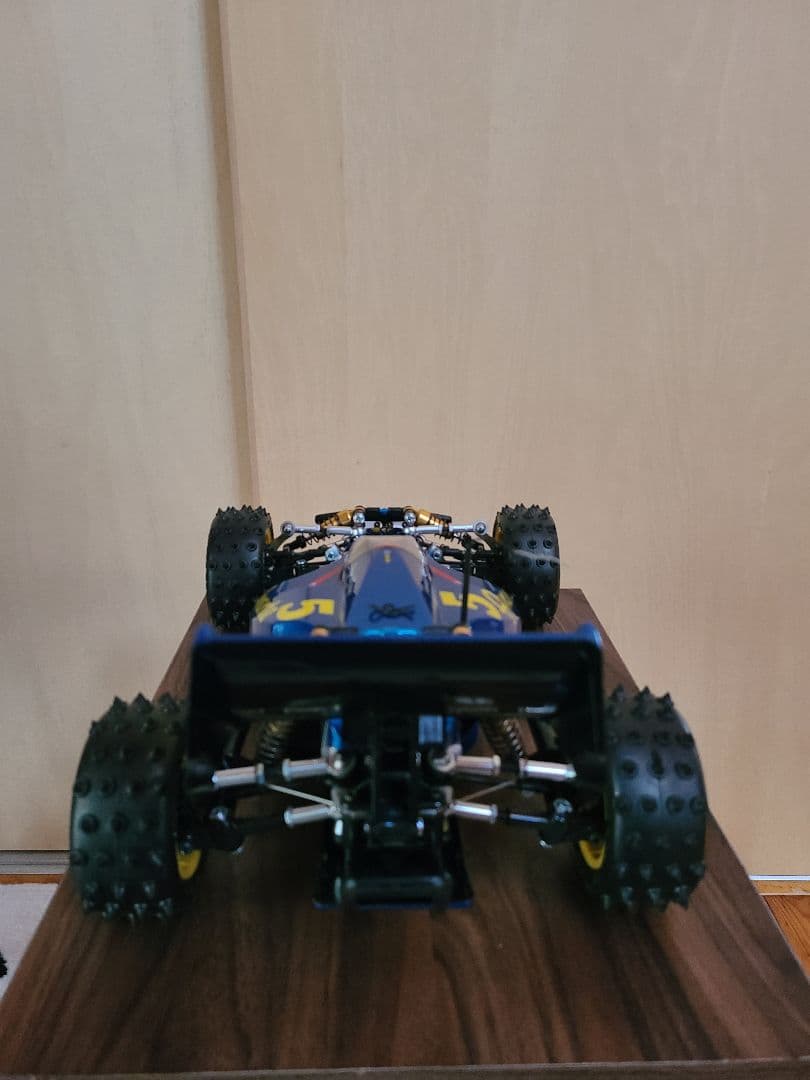 タミヤアバンテ1/10 ラジコンカー