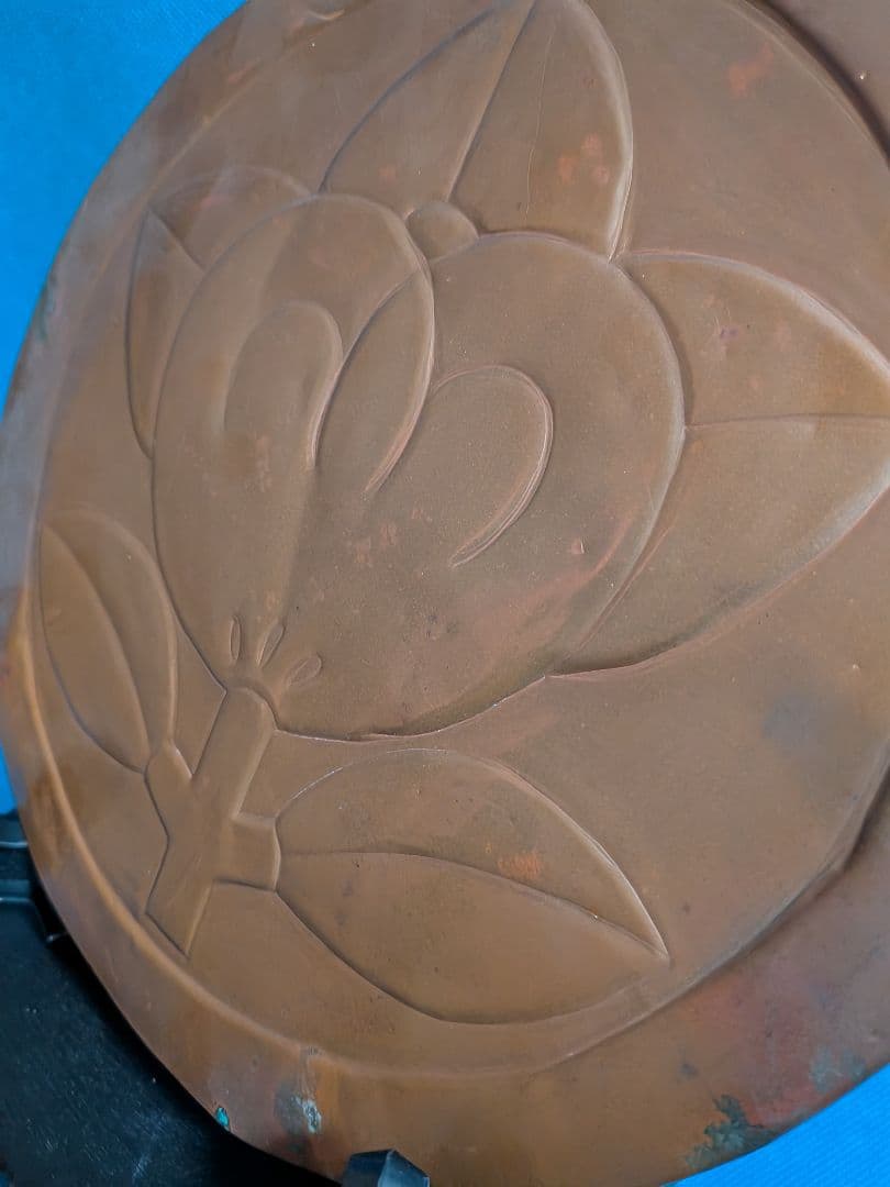 丸に橘御家紋時代２５センチサイズ古銅打出屋敷用飾り武具鎧櫃取付け飾りに最適品