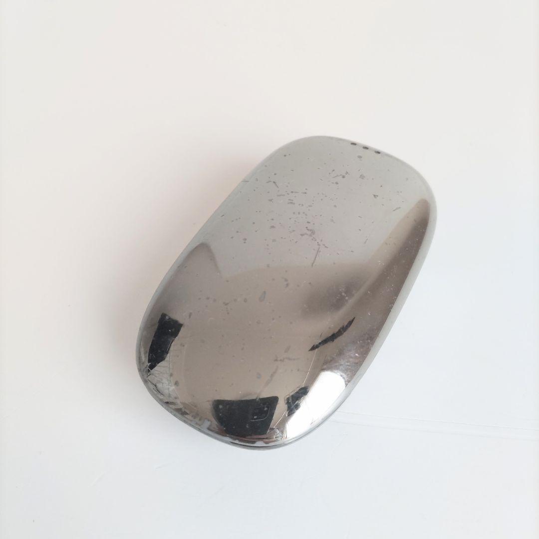 au ガラケー PENCK ペンク W31H メタリック サイトウマコト