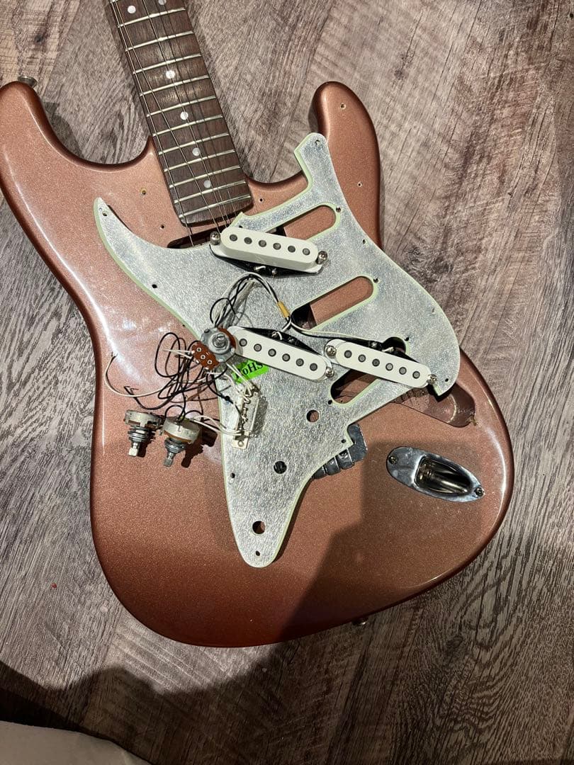 3/18まで特価　バーガンディミスト　ストラト　アッセンブリー　history