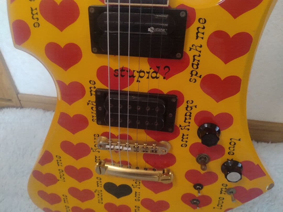 Burnyイエローハート　hideモデル