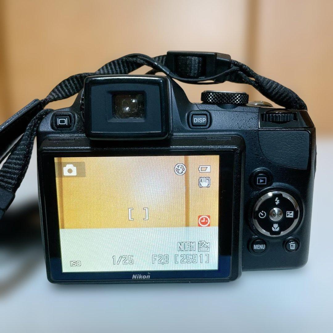 Nikon COOLPIX P90 デジタルカメラ バッテリー SDカード付き