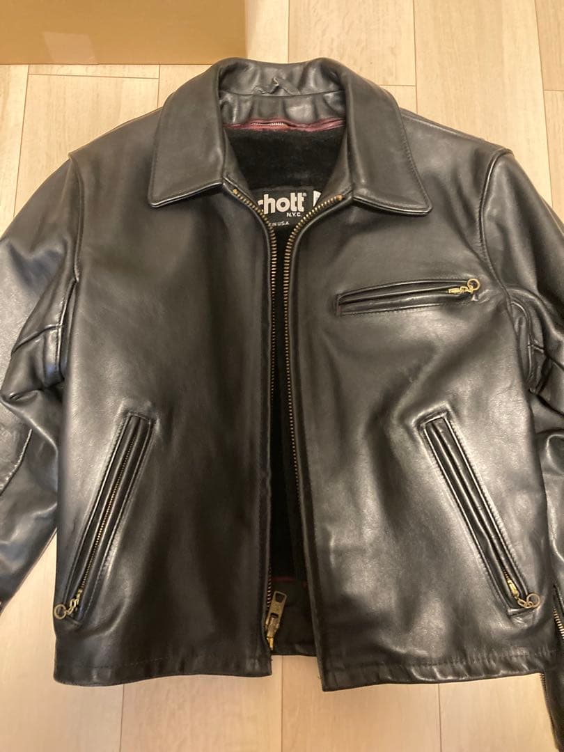 ゆうこりん【極美品】Schott 643Eレザージャケット38