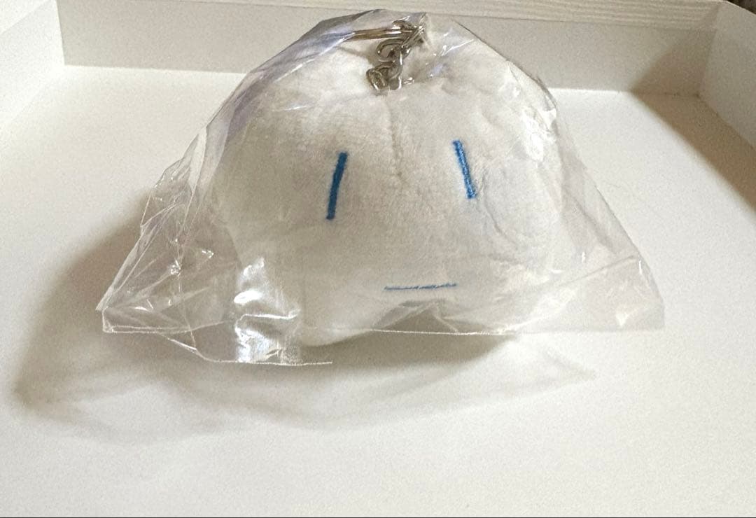 Ado こんにちは！はちゃんです ぬいぐるみキーホルダー